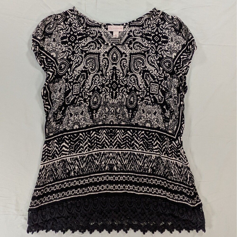 CB Women Top Small Black Crochet Hem detail Cap Sleeve Blouse